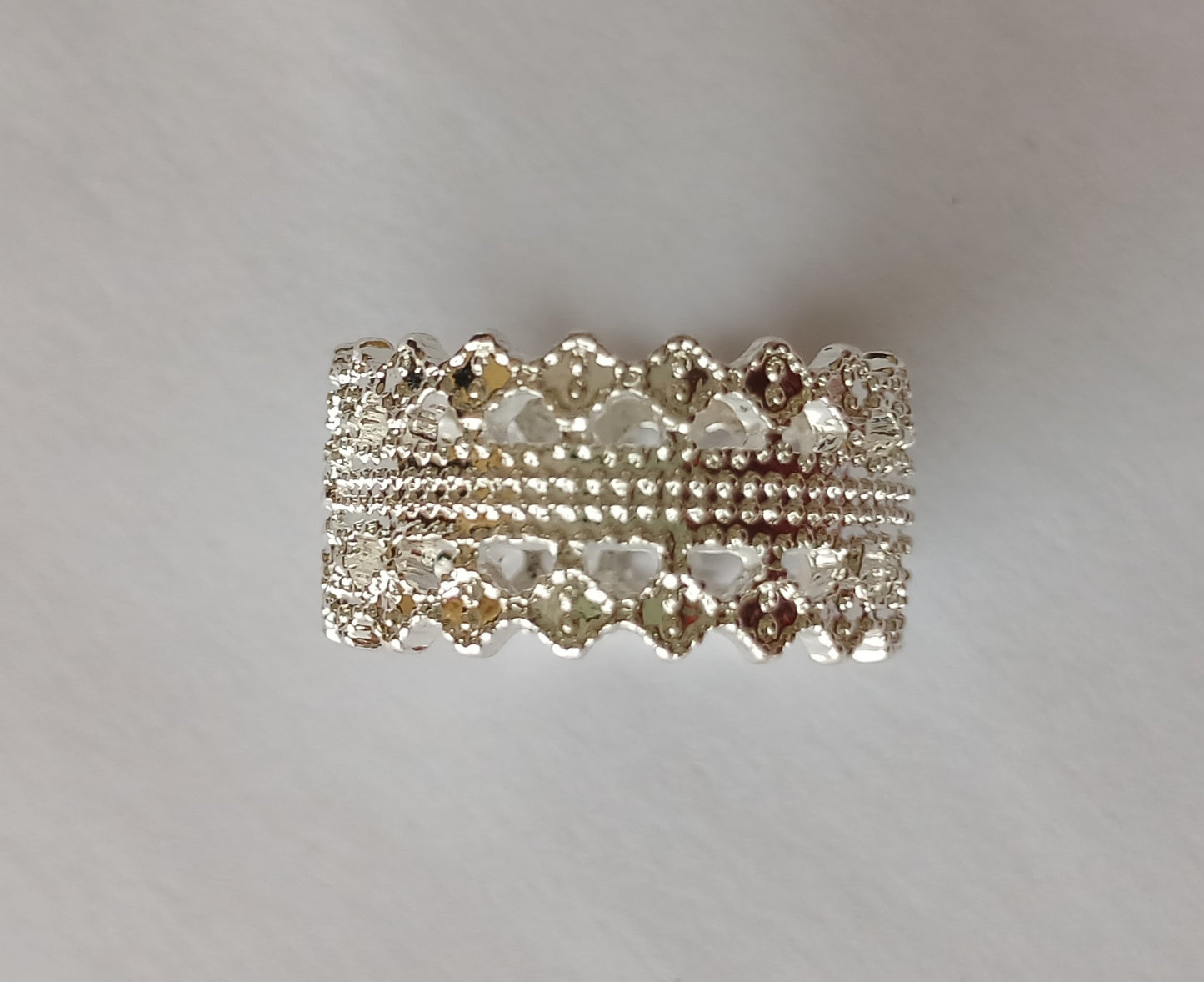 Silver Lace Detail Ring (Size M-L)