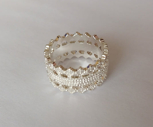 Silver Lace Detail Ring (Size M-L)