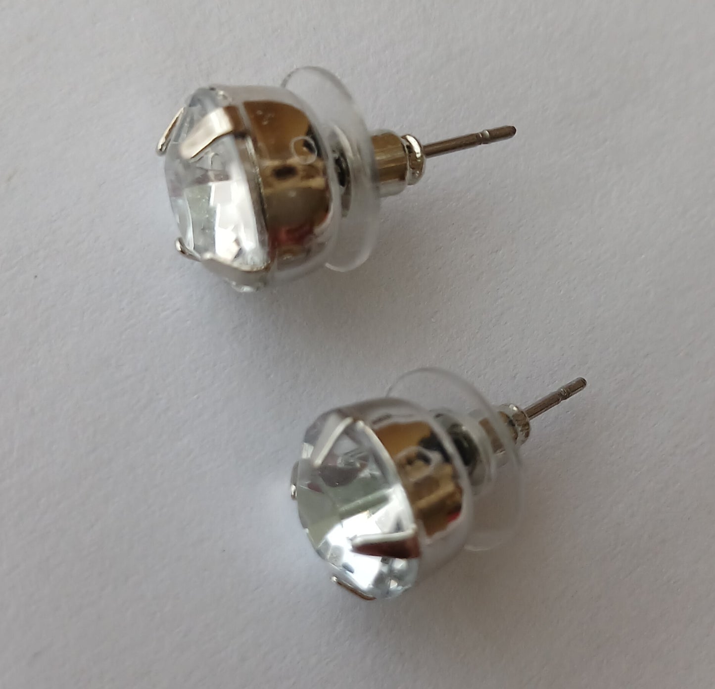 Silver Diamantic 5 claw Round Stud Earrings